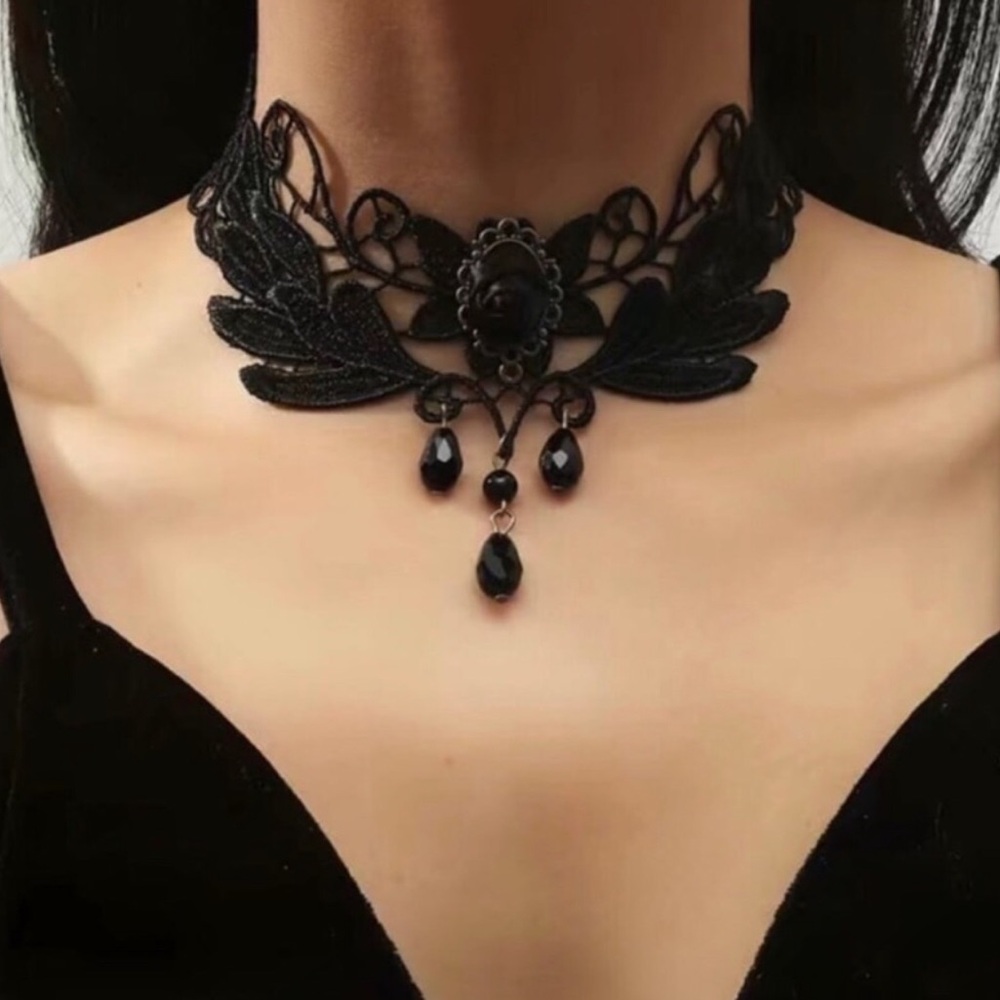 black lace gothic choker necklace cameo pendant central rose dangling Tear drops